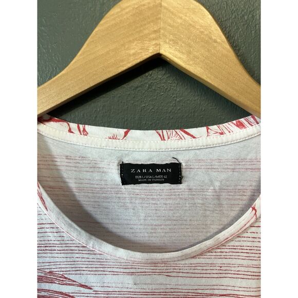 Zara Men’s White Short Sleeve Floral Pattern T-shirt Size Large - Picture 3 of 3